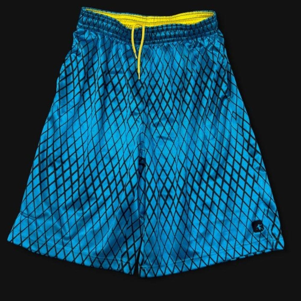 AND1 Men's Medium Basketball Shorts Blue Black Diamond Grid Mesh Pocket Y2K